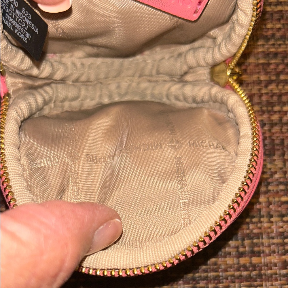 Michael Kors Pink and Cream Key Holder - Picture 10 of 10